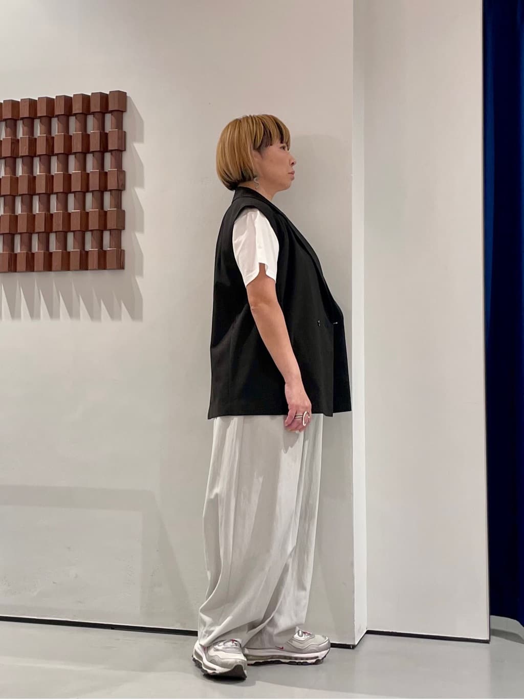 KOUさんの「INDIVI｜Comfy SET UP｜ベルテッドジレ【セットアップ対応／通勤／カセット服／接触冷感／UVカット】」を使ったコーディネート