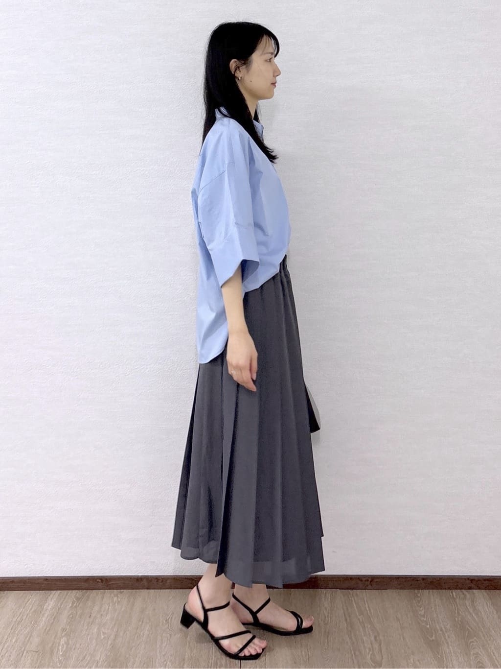 sachikoさんの「OPAQUE.CLIP｜【接触冷感】ハーフスリーブシャツ《洗濯機OK／防シワ加工》」を使ったコーディネート