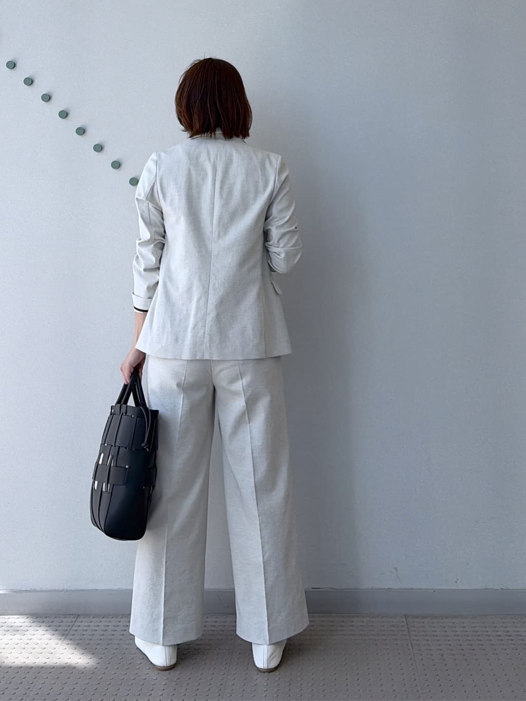 yoshikadoさんの「DRESSTERIOR｜【セットアップ可/吸水速乾/ウォッシャブル】リネンブレンドオックスダブルジャケット」を使ったコーディネート