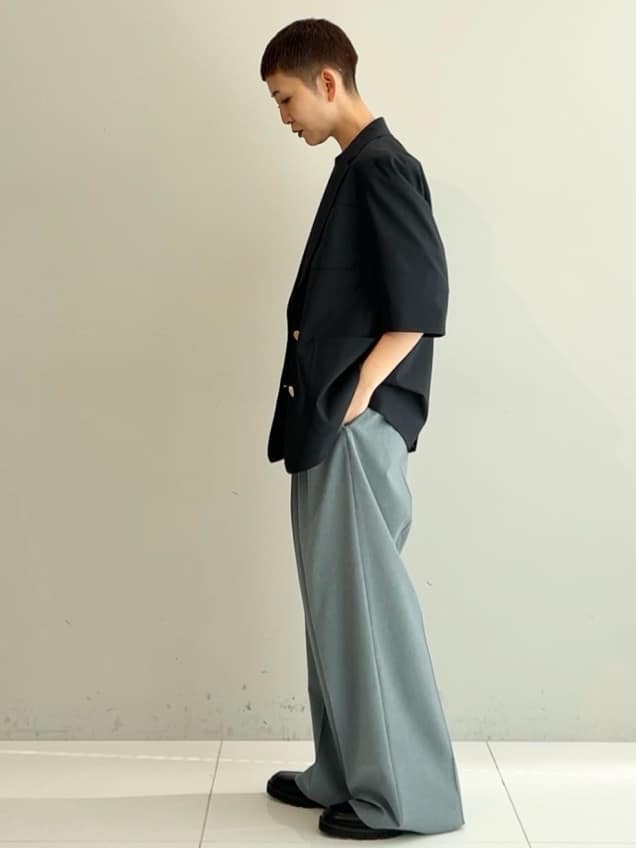 OCHIAIさんの「DRESSTERIOR｜【接触冷感/セットアップ可】 2WAYストレッチスリークオータージャケット」を使ったコーディネート
