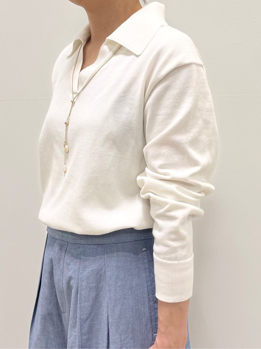 koyaさんの「Reflect｜スキッパーネックニットプルオーバー」を使ったコーディネート