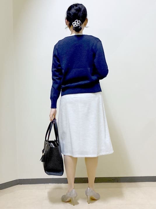  beni_gingerさんの「Reflect｜【アンサンブル可】バイカラーカーディガン」を使ったコーディネート