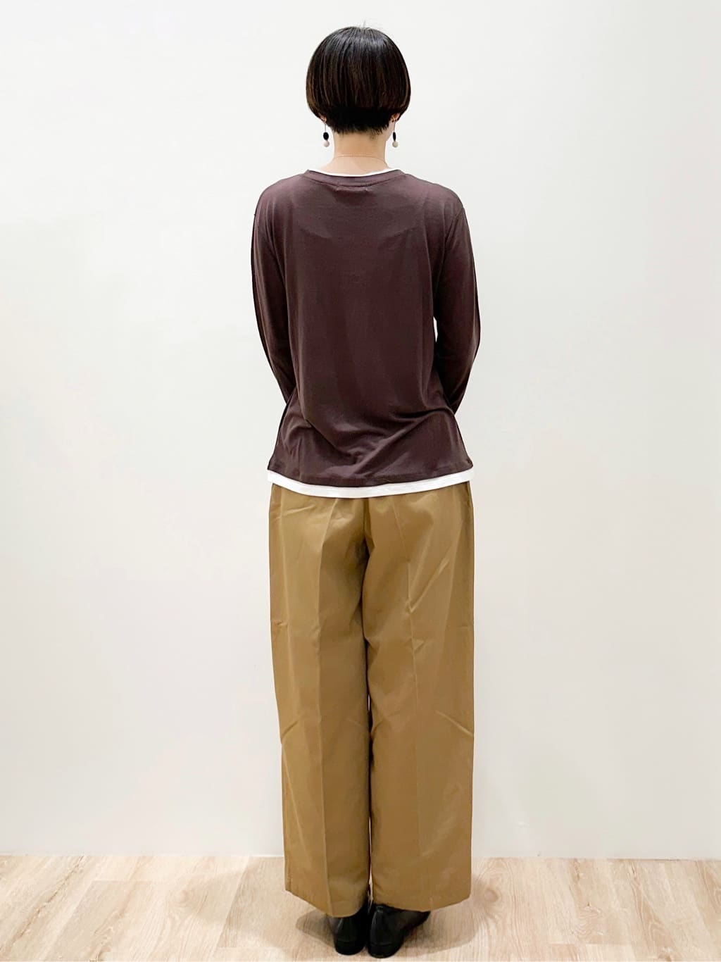 yurieさんの「OPAQUE.CLIP｜配色レイヤードロングスリーブTシャツ【洗える】」を使ったコーディネート