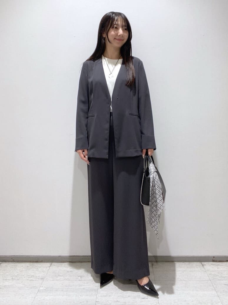 meiさんの「INDIVI｜【接触冷感／透湿／着る日傘】ドルマントップス」を使ったコーディネート