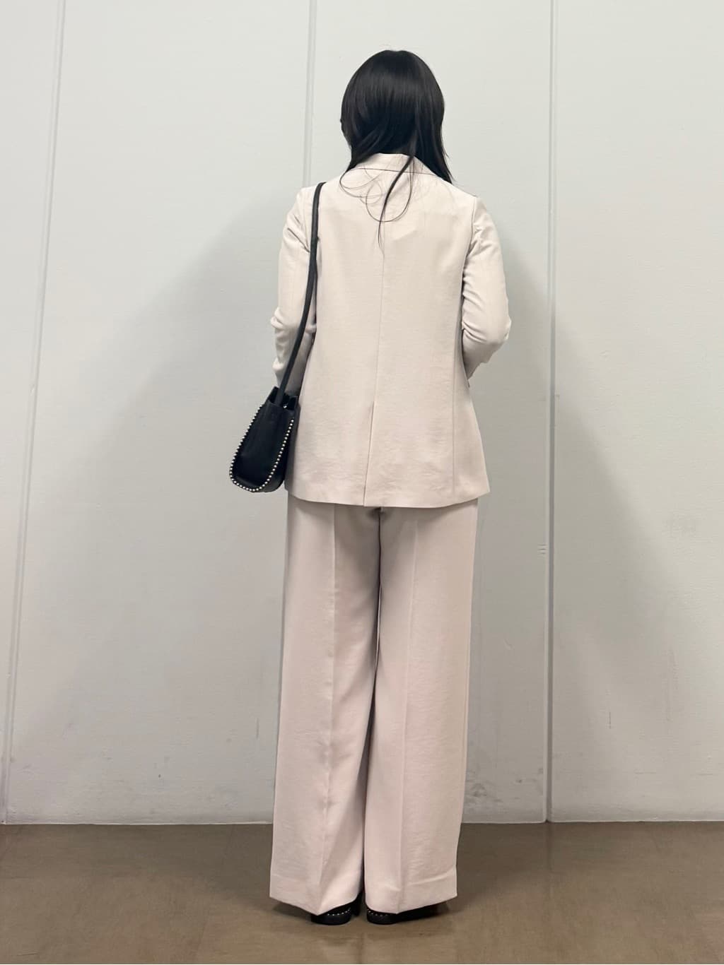 mizukiさんの「INDIVI｜【洗える／着心地楽ちん】ブラウス風ストライプカットソートップス」を使ったコーディネート