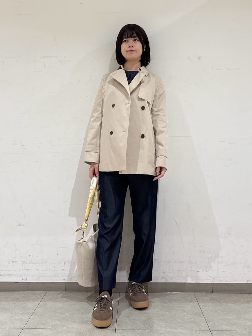 rinaさんの「INDIVI｜【洗える／UVケア／SETUP可能】デニムライク ランタン袖ブラウス」を使ったコーディネート