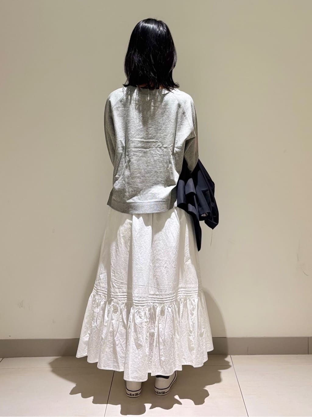 mayuさんの「Dessin｜【洗える】ラグラン切り替えミニロゴカットソー」を使ったコーディネート