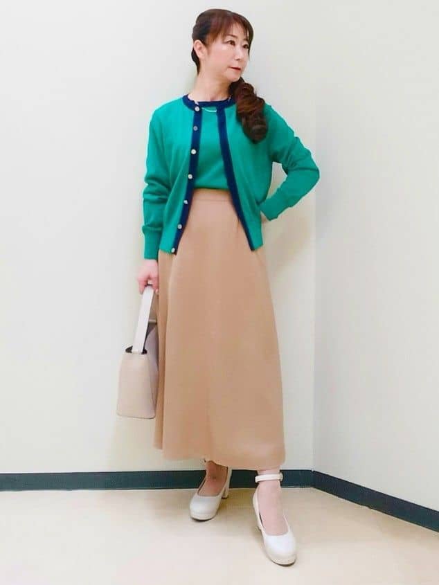 花さんの「Reflect｜【アンサンブル可】バイカラーカーディガン」を使ったコーディネート