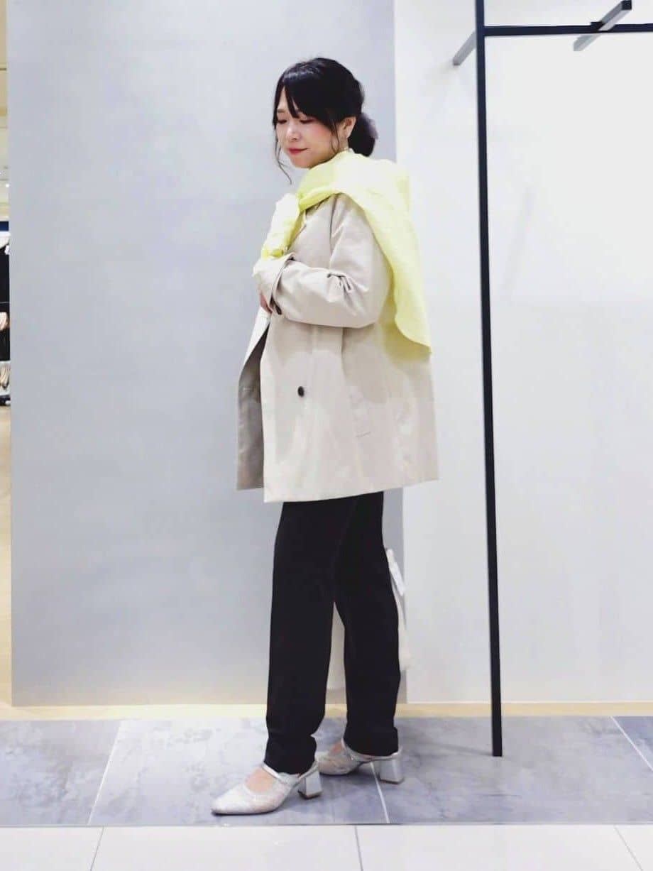 TOMOMIさんの「INDIVI｜【接触冷感／2WAY】カシュクールリネンシャツ」を使ったコーディネート