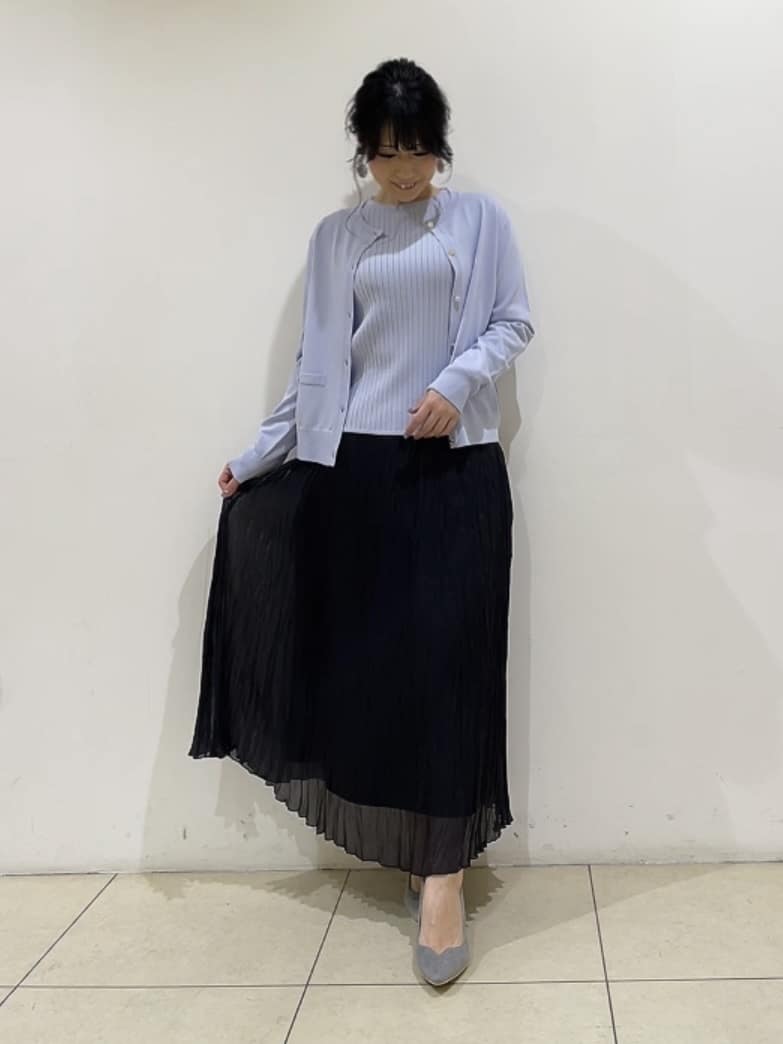 watanabeさんの「UNTITLED｜◆【アンサンブル可/洗える】クルーネックニットカーディガン」を使ったコーディネート