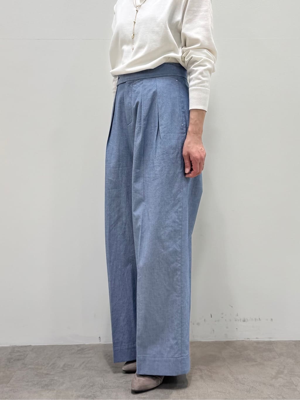 koyaさんの「Reflect｜スキッパーネックニットプルオーバー」を使ったコーディネート