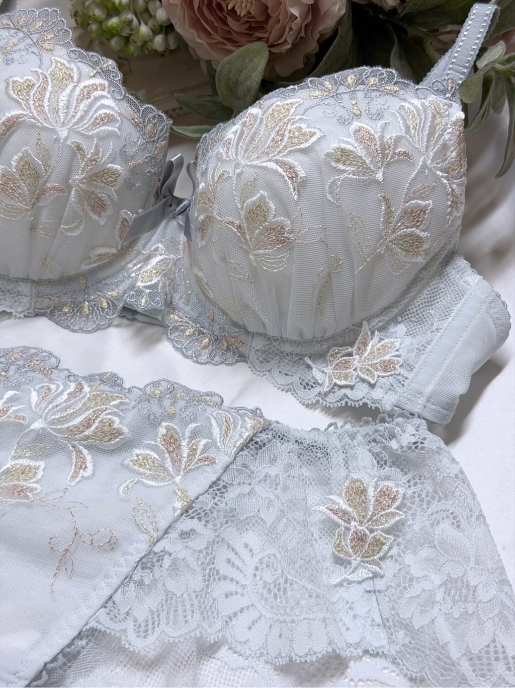 cocoさんの「Risa Magli｜リーゼル ブラジャー (D-F) ＜Side Shape（サイドシェイプ）＞」を使ったコーディネート