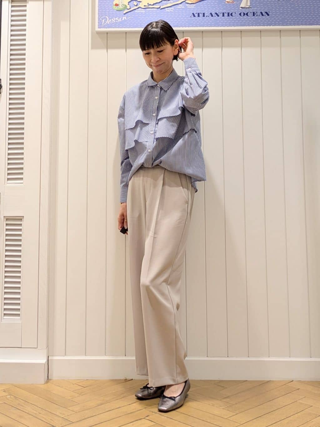 micoさんの「Dessin｜【洗える】フリルシャツブラウス」を使ったコーディネート