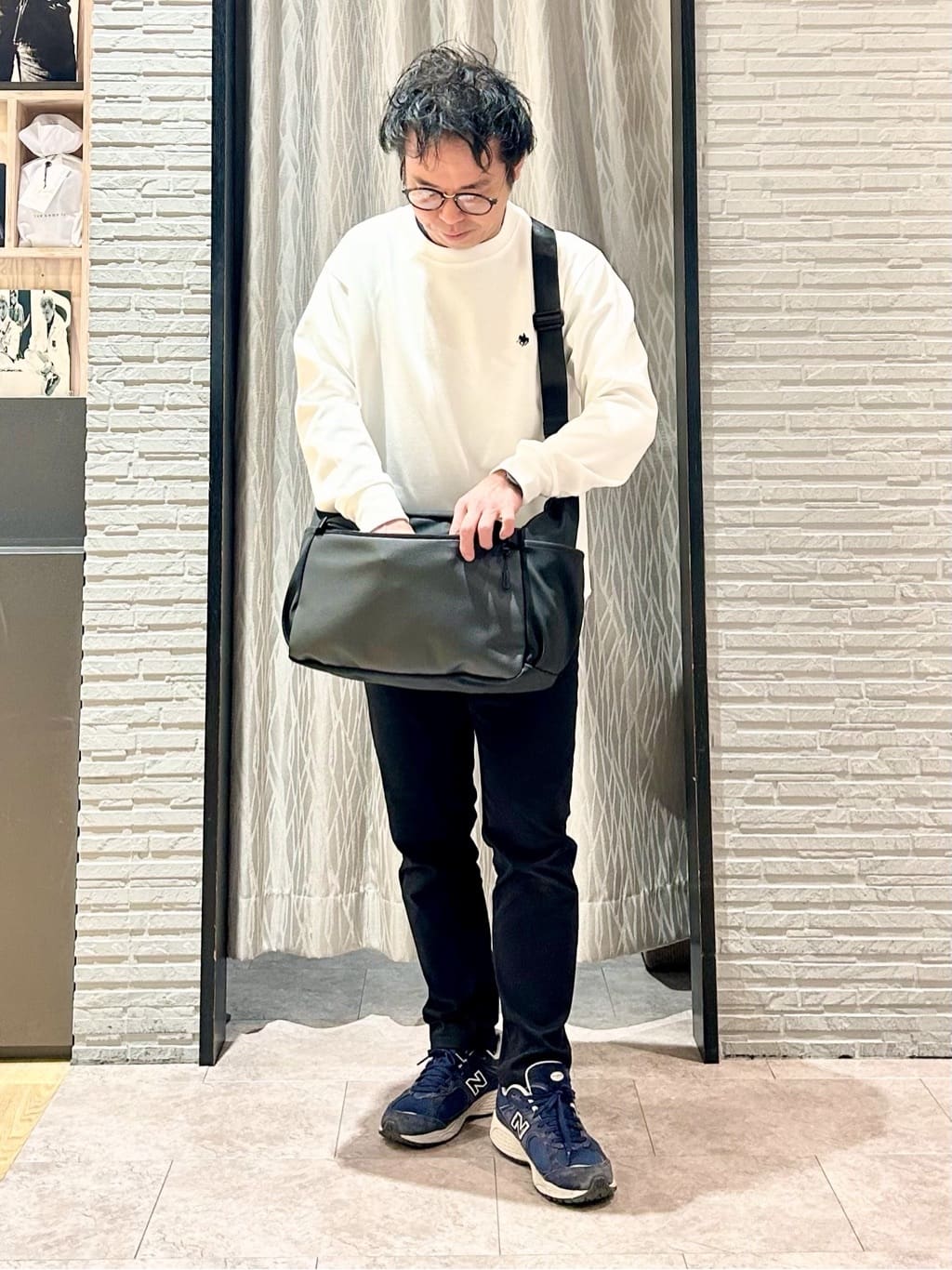 KENJI Iさんの「THE SHOP TK｜【POLO BCS 別注】 ダンボールスウェット」を使ったコーディネート