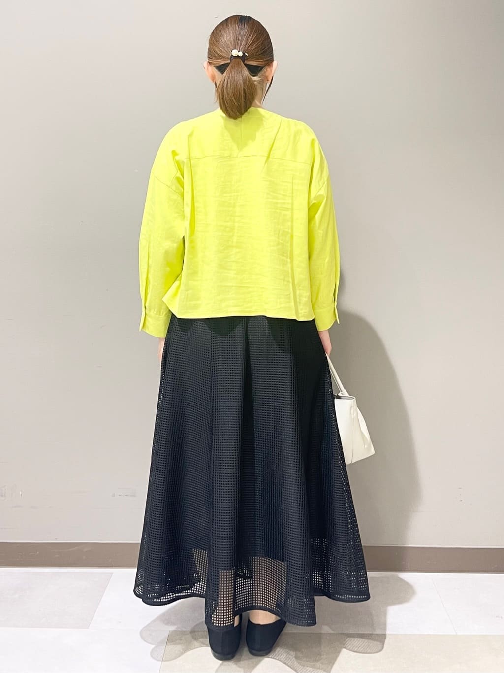 Tomoさんの「UNTITLED｜◆【洗える/6分袖】ボートネックブラウス」を使ったコーディネート