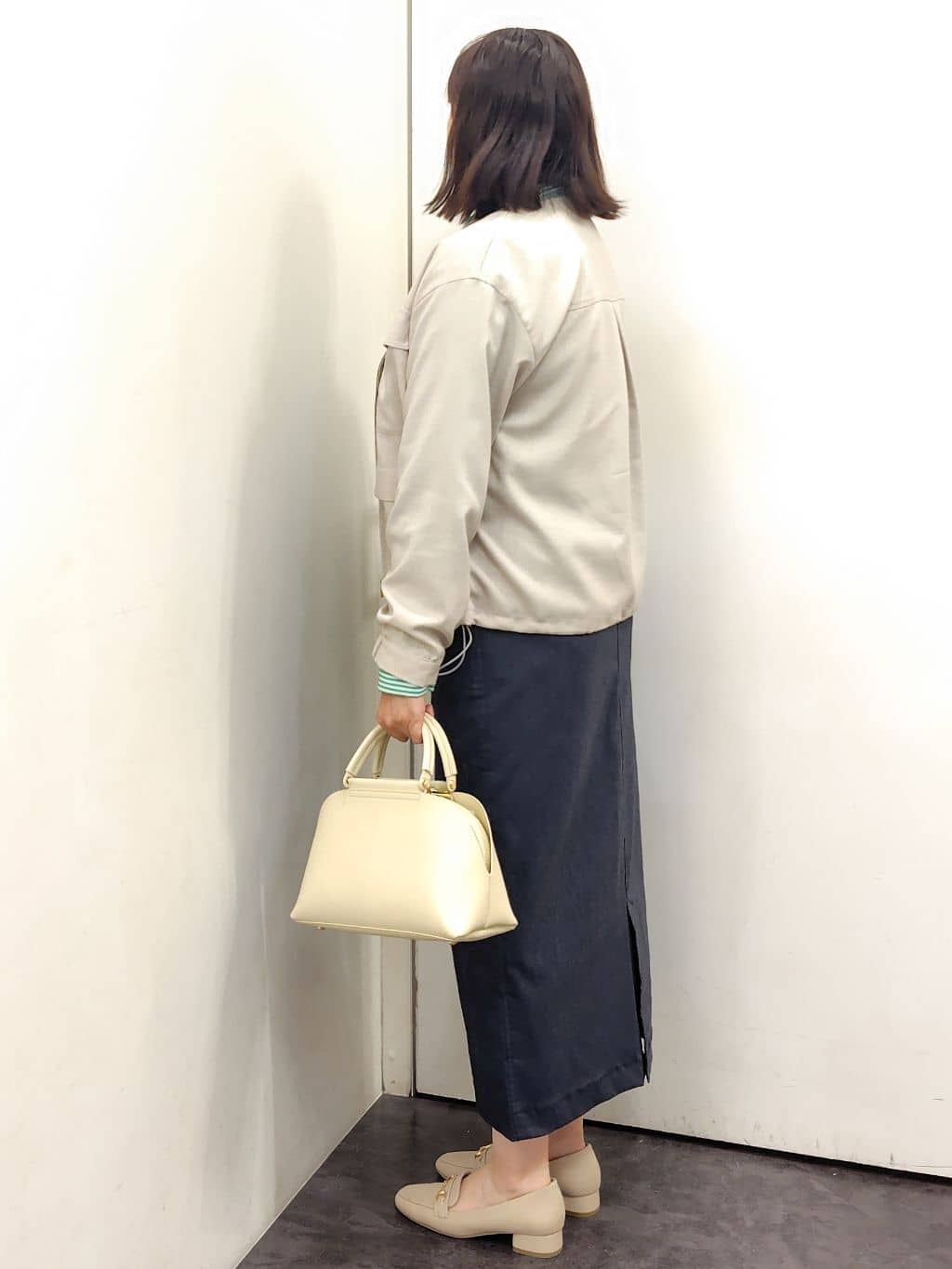 こんちゃんさんの「grove｜【貴島明日香さん着用・洗える】麻調ノーカラーブルゾン」を使ったコーディネート