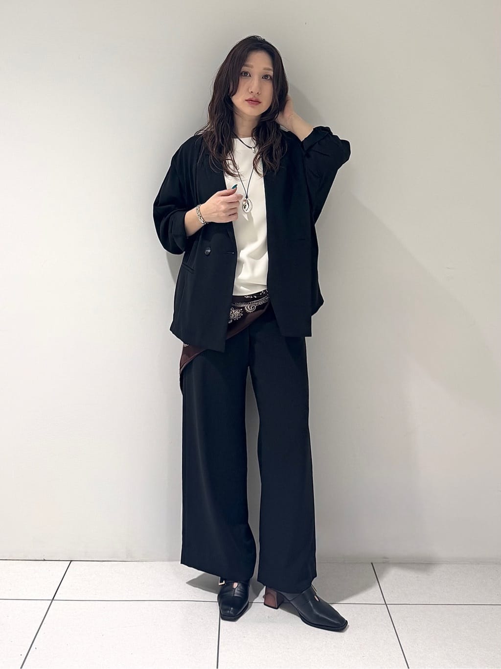 そんさんの「INDIVI｜【接触冷感／透湿／着る日傘】ドルマンダブルジャケット」を使ったコーディネート