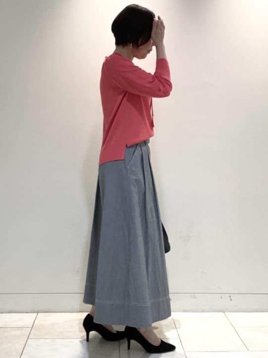 フミさんの「Reflect｜ダンガリータックフレアスカート」を使ったコーディネート