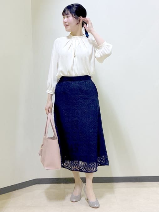  beni_gingerさんの「Reflect｜タックスタンドカラーブラウス」を使ったコーディネート