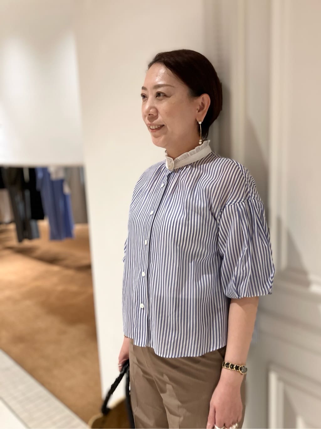 TAJIさんの「DRESSTERIOR｜◆【otonaMUSE5月号掲載/ウォッシャブル】ロンドンストライプクレリックブラウス」を使ったコーディネート