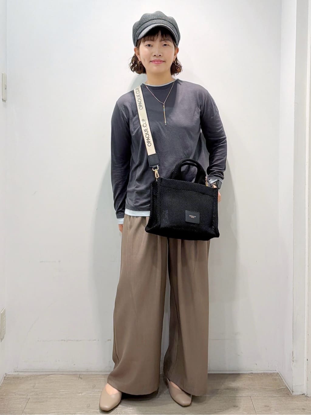 sumicaさんの「OPAQUE.CLIP｜美脚ストレッチ イージータックワイドパンツ【洗濯機OK】」を使ったコーディネート