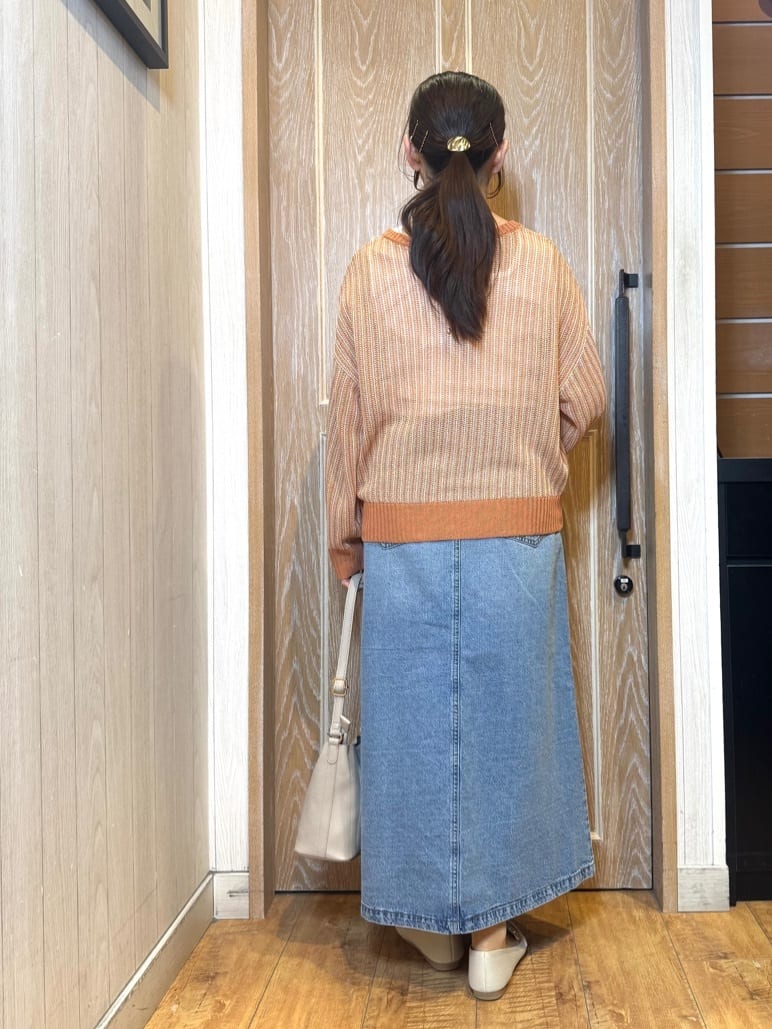 KAORIさんの「SHOO･LA･RUE｜【前後2WAY/洗濯機可/S-LL】スクエアネックで小顔効果 ランダムテレコタンクトップ」を使ったコーディネート