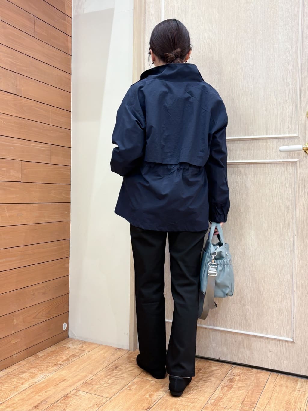 なみさんの「SHOO･LA･RUE｜【洗濯機可/SS-LL】すらっときれい見え 大人のストレッチストレートパンツ」を使ったコーディネート