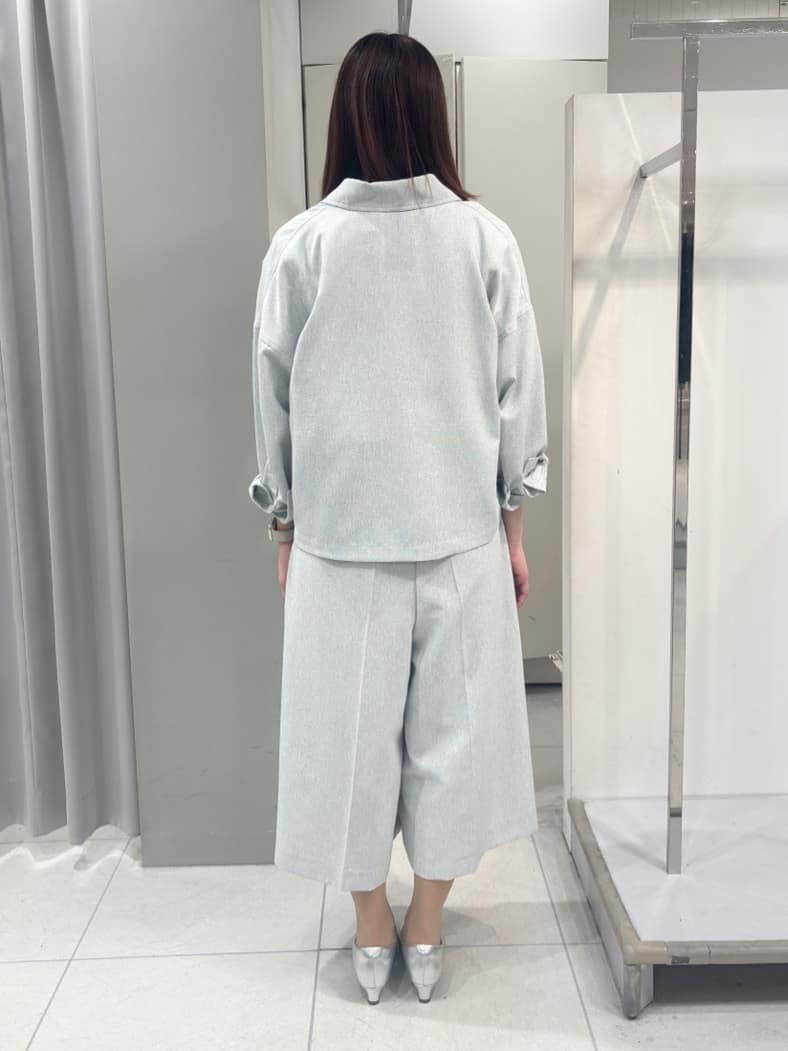 yuiさんの「Reflect｜リネンライクシャツブルゾン」を使ったコーディネート
