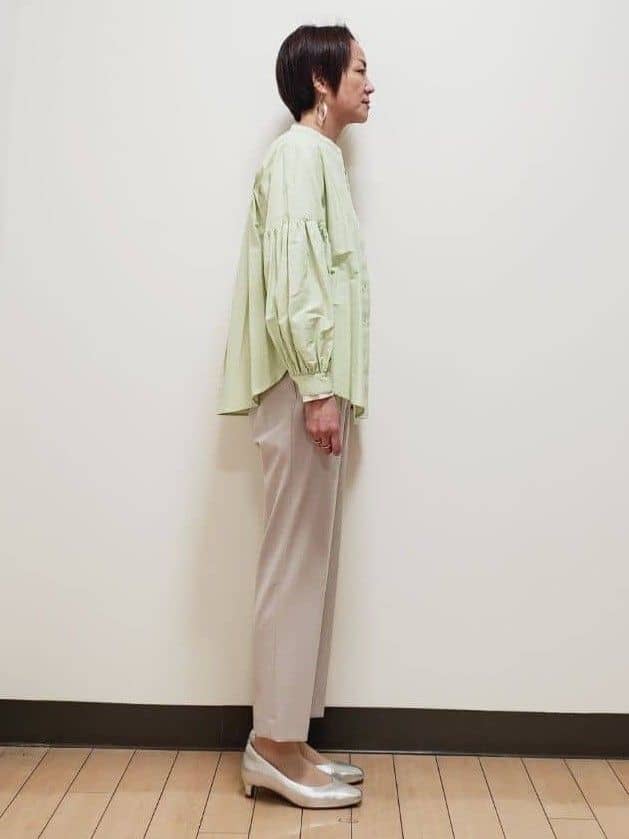 yuuさんの「Reflect｜【レイヤードにおすすめ◎】バンドカラーボリュームスリーブシャツ」を使ったコーディネート