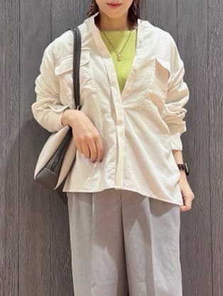 meiさんの「SHOO･LA･RUE｜【洗濯機可/S-LL】さらりと軽やか インせず着られる すっきり見えドルマンニット」を使ったコーディネート