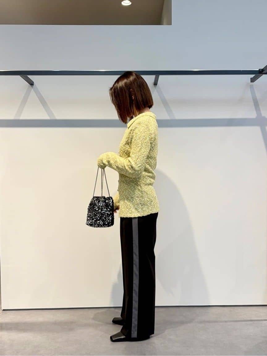 amiさんの「INDIVI｜ブークレポロニット」を使ったコーディネート