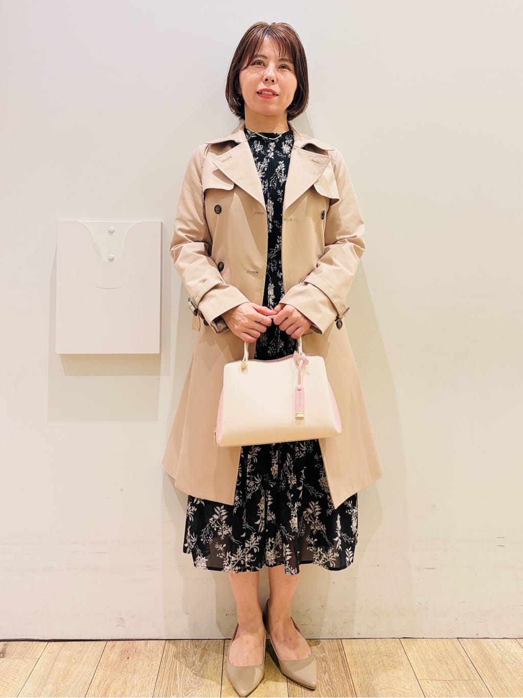 YUKOさんの「index｜ベルト付きプリーツフレアワンピース【洗濯機OK／イージーアイロン／防シワ】《5col》」を使ったコーディネート