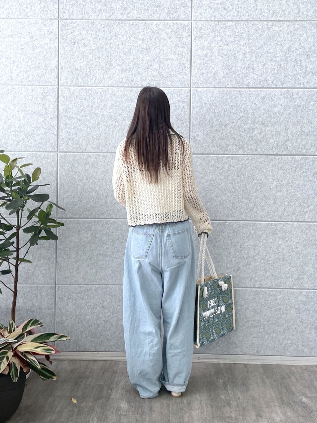Renoさんの「INDIVI｜【一部店舗限定】ネップメッシュカーディガン」を使ったコーディネート