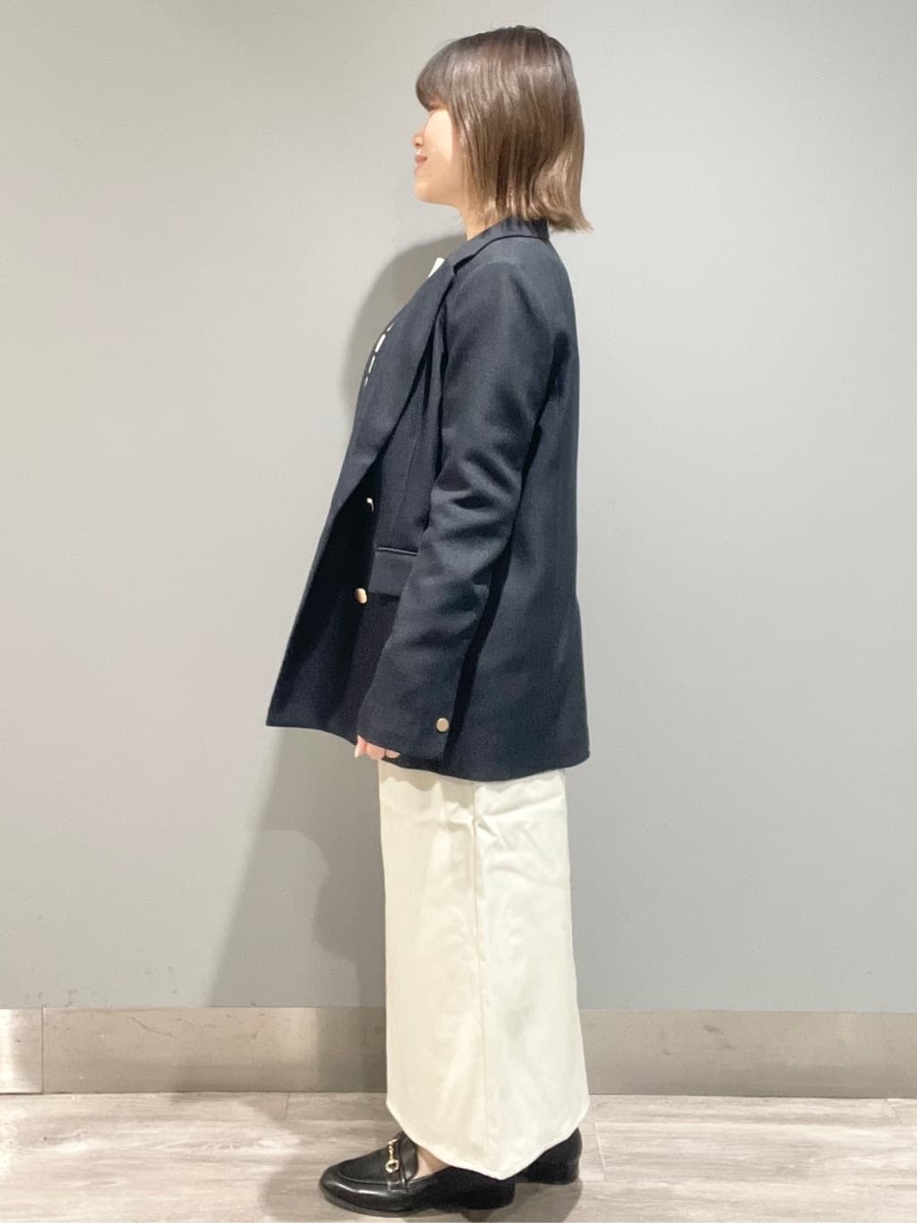こじさんの「OPAQUE.CLIP｜金ボタンダブルブレストテーラードジャケット／セットアップ対応【洗える】」を使ったコーディネート