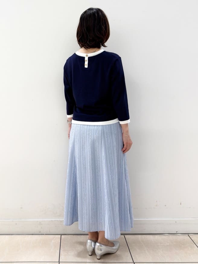 KIKIさんの「Reflect｜【アンサンブル可】バイカラーカーディガン」を使ったコーディネート