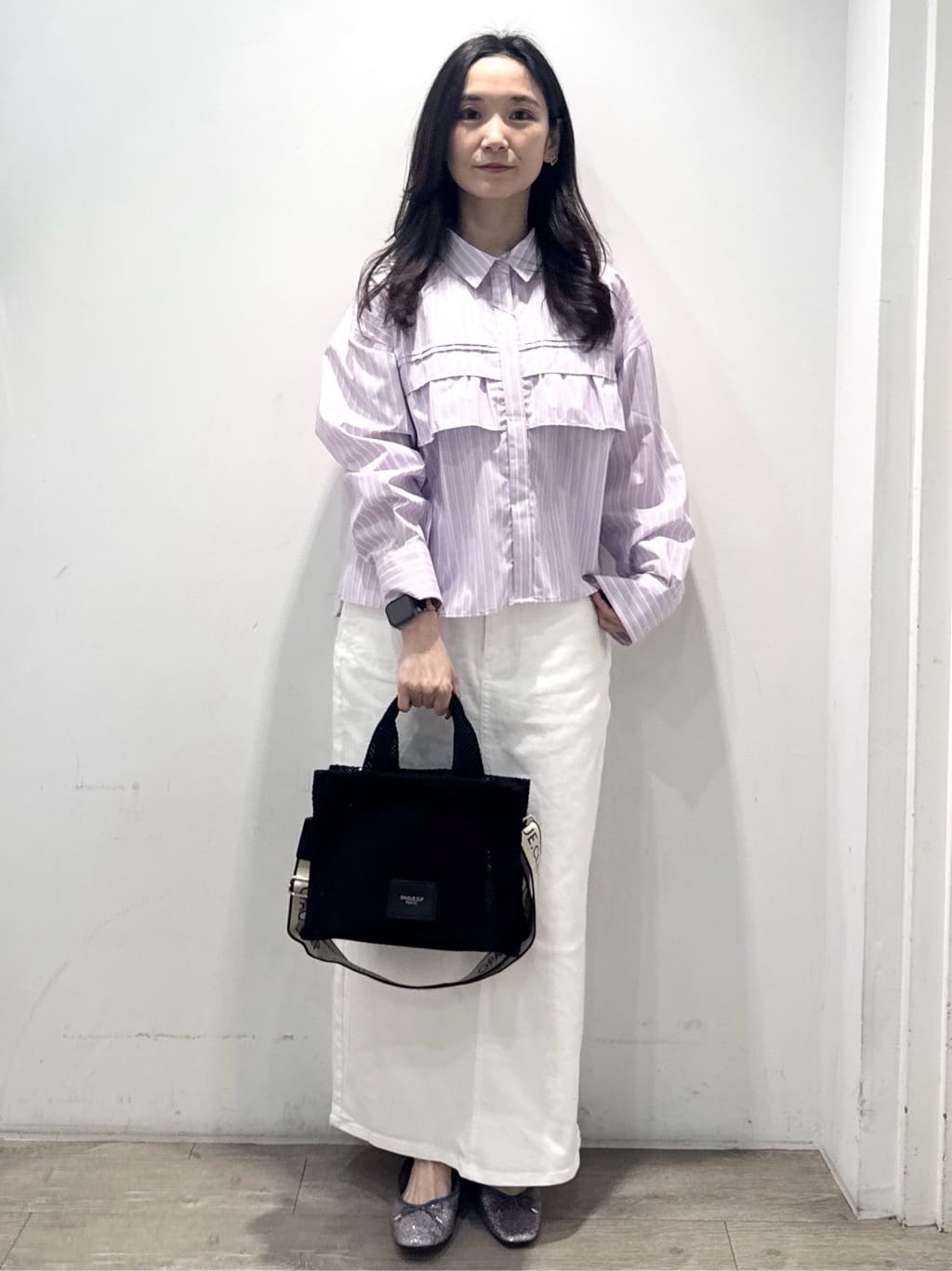 yuicciさんの「OPAQUE.CLIP｜タックフリルシャツ【洗濯機OK】」を使ったコーディネート
