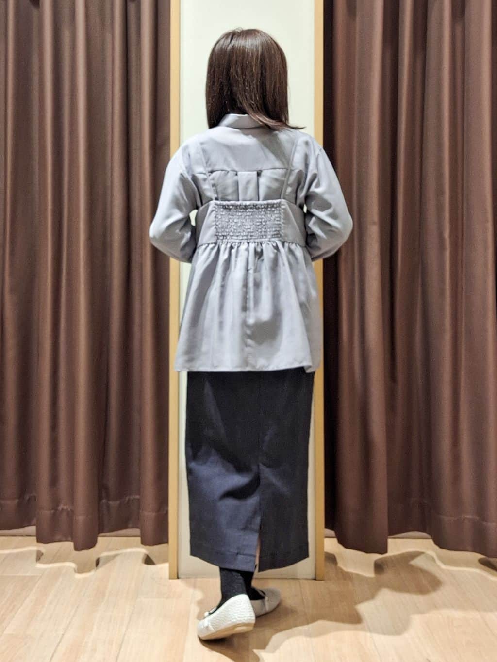 ウタさんの「grove｜【2点SET】今どきシアーシャツ＆キャミセット」を使ったコーディネート