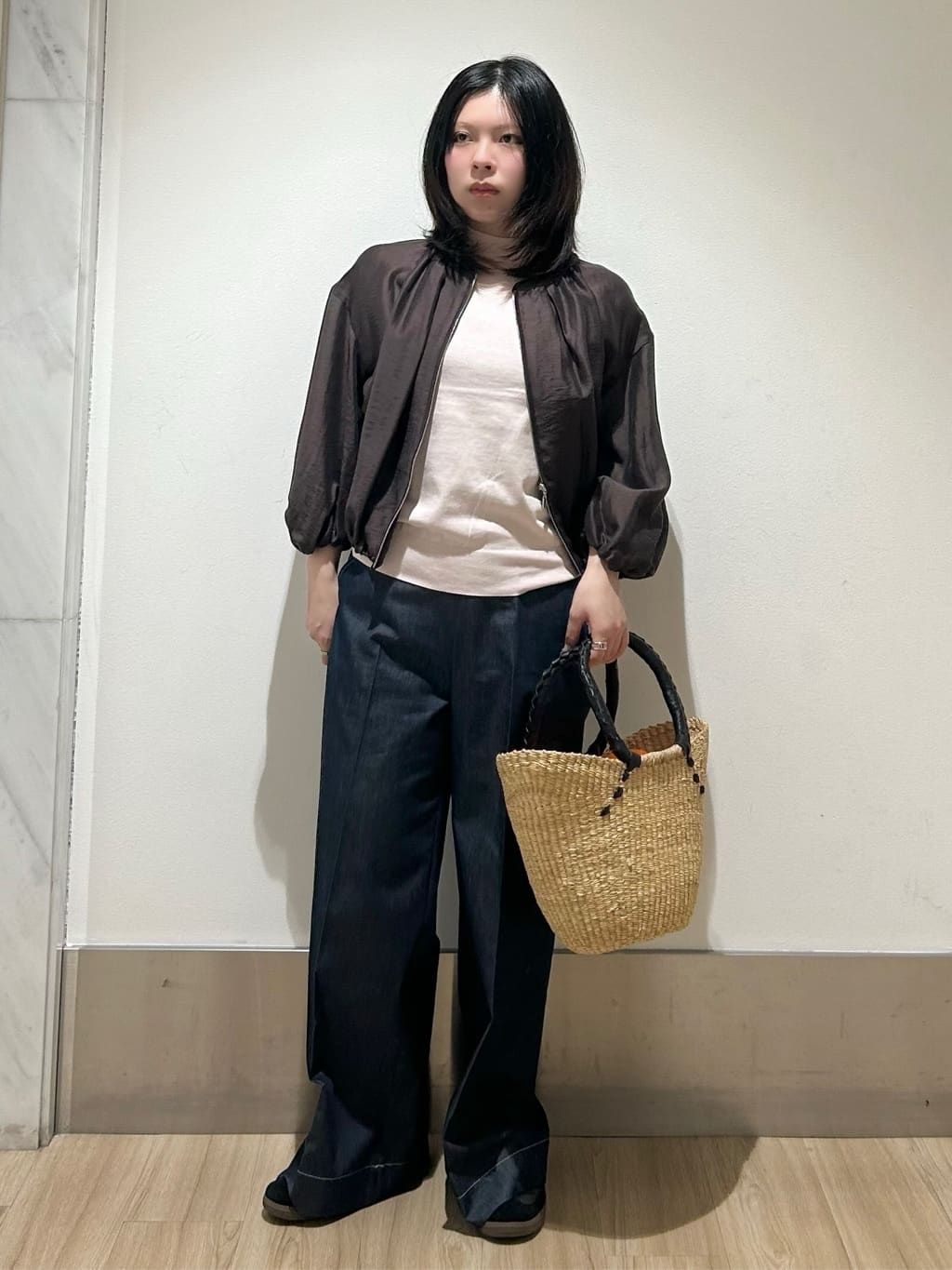 とりみさんの「DRESSTERIOR｜【ウォッシャブル】コットンシルクハーフスリーブニット」を使ったコーディネート