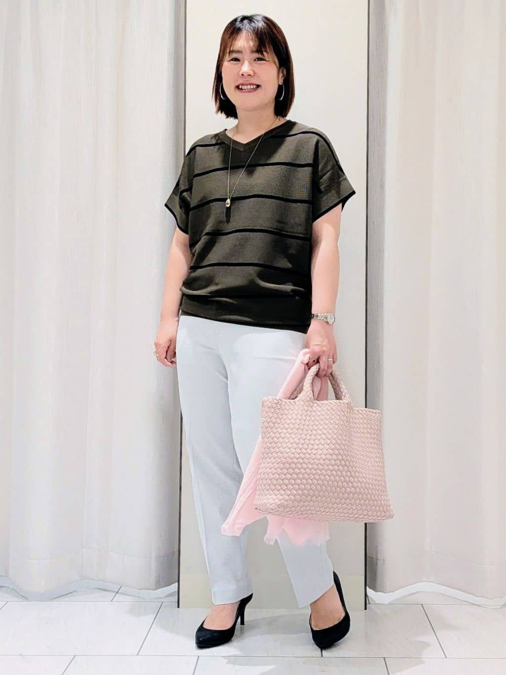 Onumaさんの「UNTITLED｜【接触冷感/洗える/後ろウエストゴム】オックステーパードパンツ」を使ったコーディネート