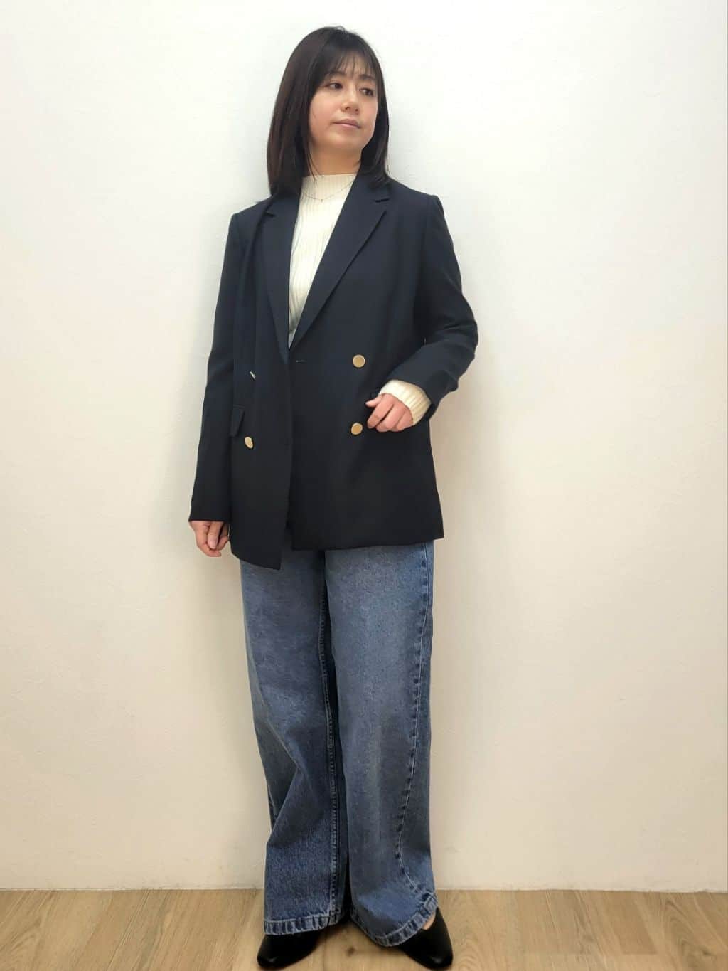 LISAさんの「OPAQUE.CLIP｜金ボタンダブルブレストテーラードジャケット／セットアップ対応【洗える】」を使ったコーディネート