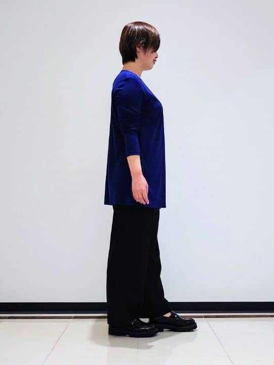 gissyさんの「INDIVI｜【UVケア／選べるグラフィック】スムースジャージTシャツ」を使ったコーディネート