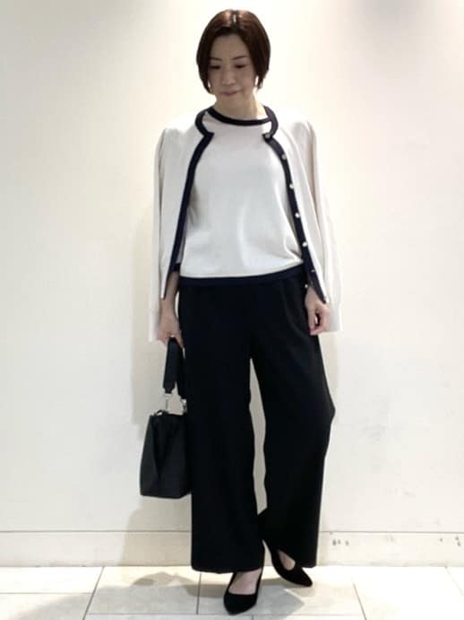 フミさんの「Reflect｜【アンサンブル可】バイカラーカーディガン」を使ったコーディネート