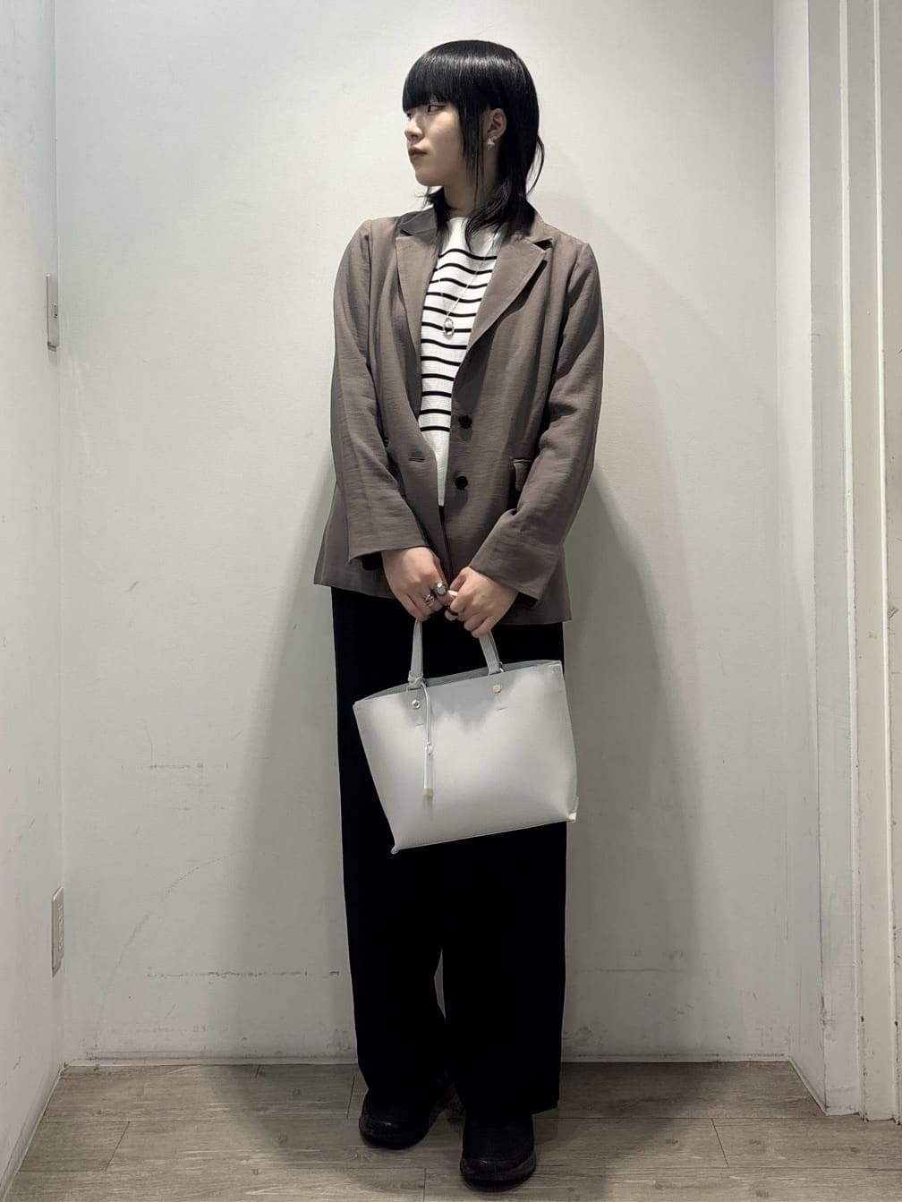 くっしーさんの「OPAQUE.CLIP｜シングルテーラードジャケット【洗える／裏地なし】」を使ったコーディネート