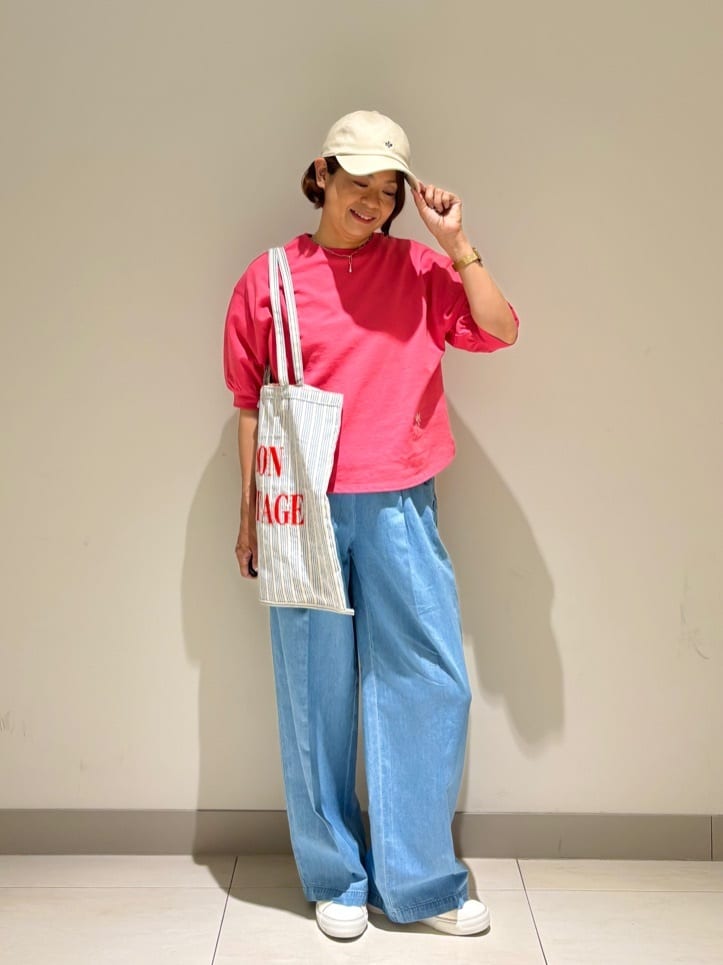 Haruさんの「Dessin｜【360度可愛い】バックヘンリーカットソー5分袖」を使ったコーディネート