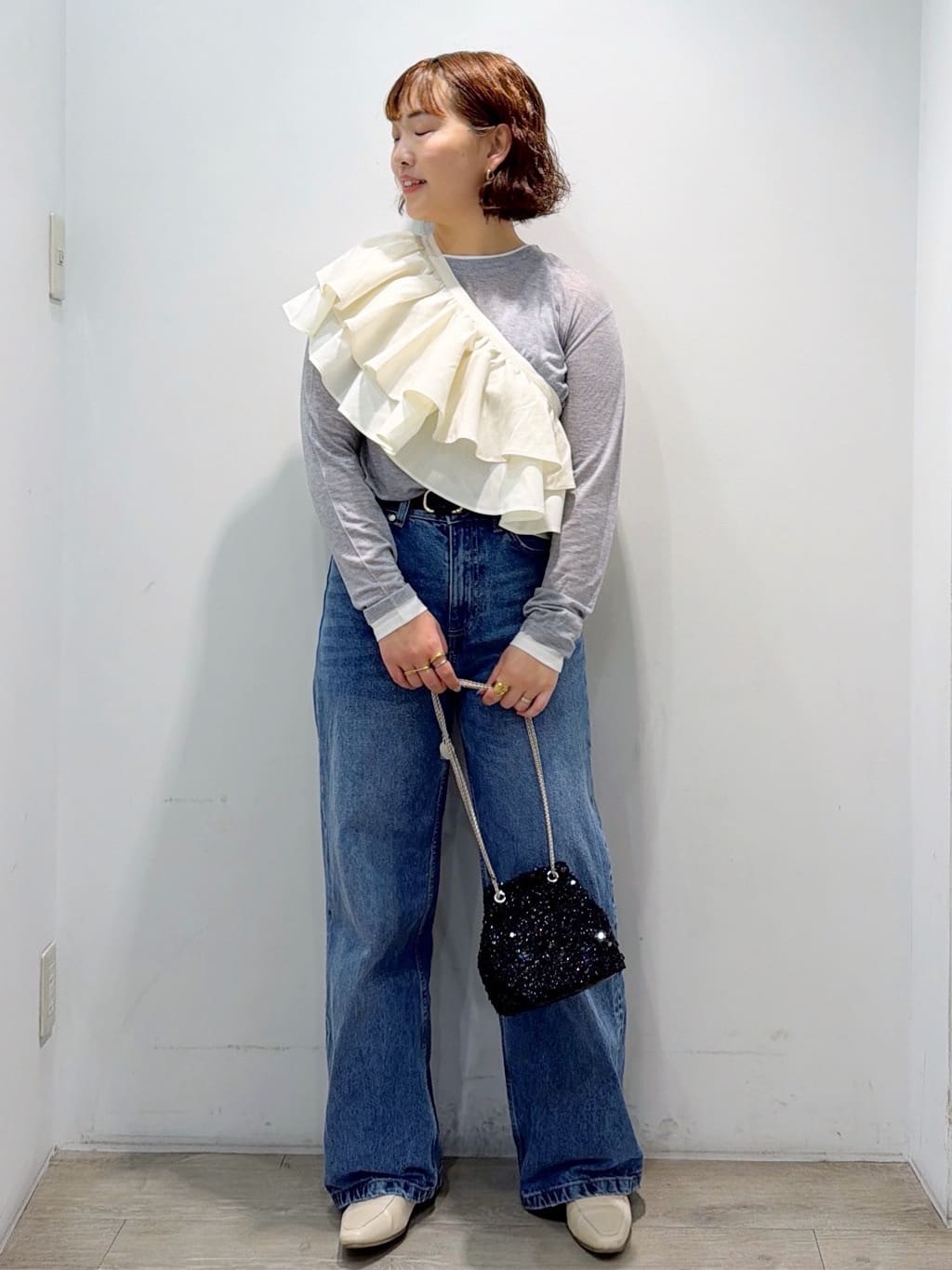 sumicaさんの「OPAQUE.CLIP｜配色レイヤードロングスリーブTシャツ【洗える】」を使ったコーディネート