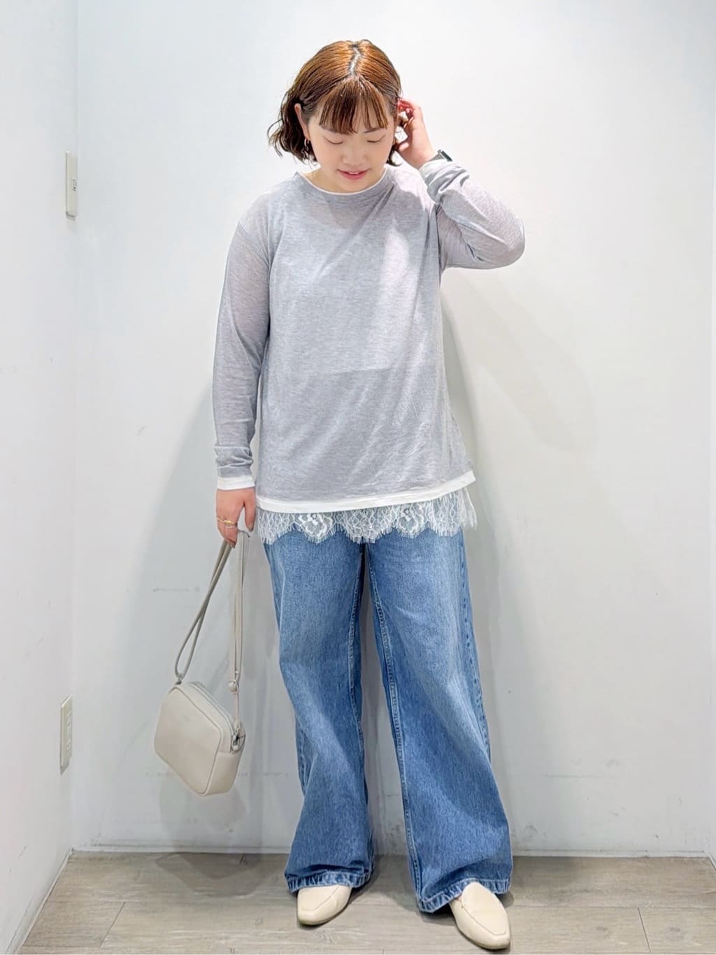 sumicaさんの「OPAQUE.CLIP｜配色レイヤードロングスリーブTシャツ【洗える】」を使ったコーディネート