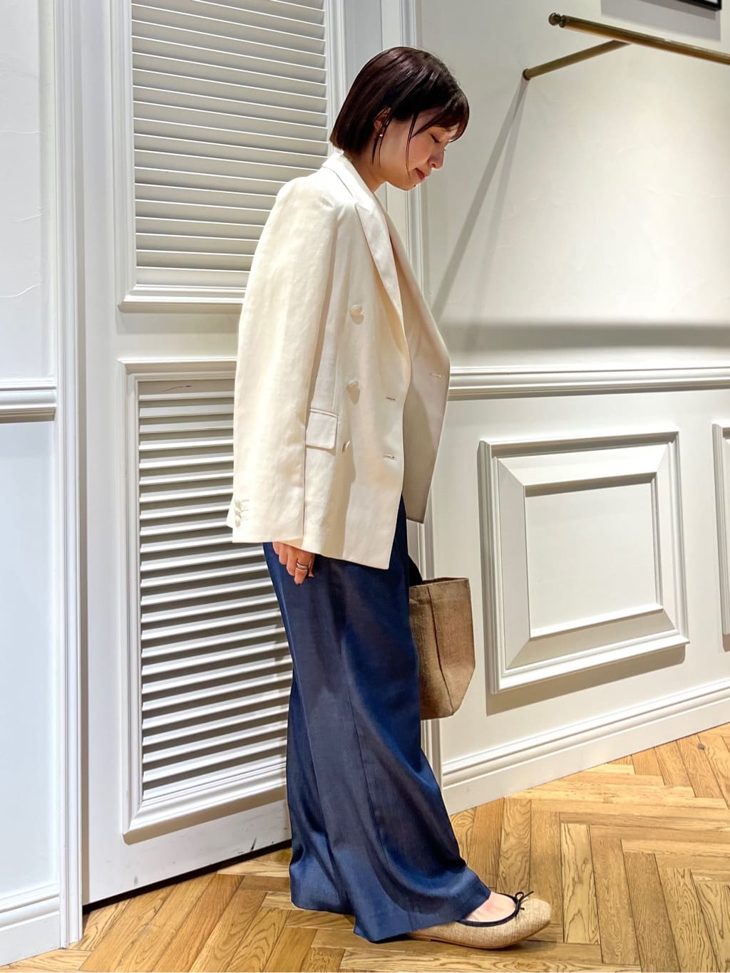 つじ まこさんの「DRESSTERIOR｜【セットアップ可】リネンブレンドダブルブレストジャケット」を使ったコーディネート