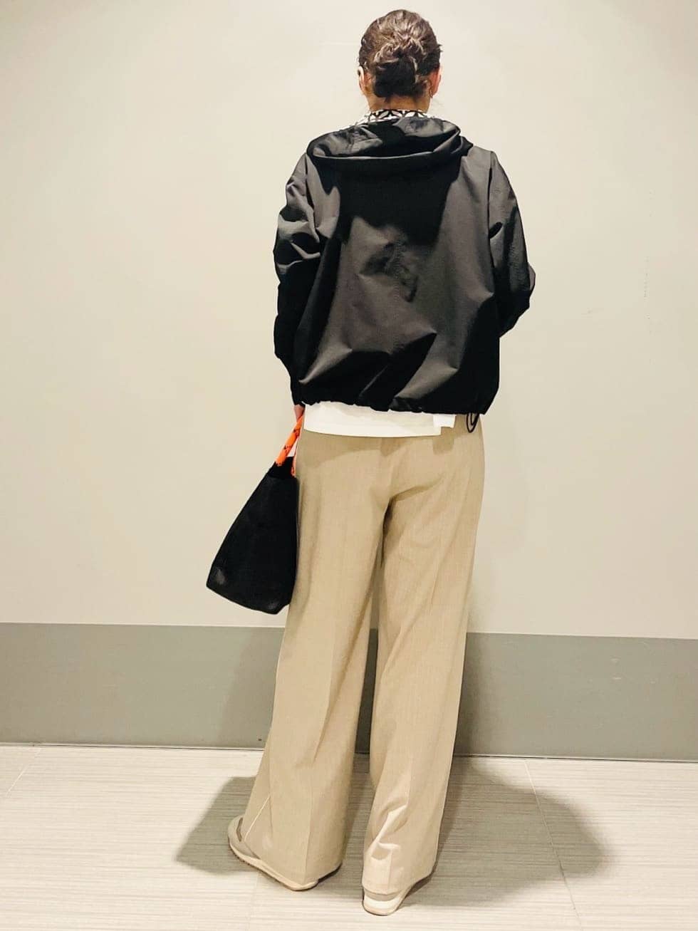 Annさんの「DRESSTERIOR｜【ウォッシャブル/撥水素材】撥水ツイル マウンテンパーカー」を使ったコーディネート