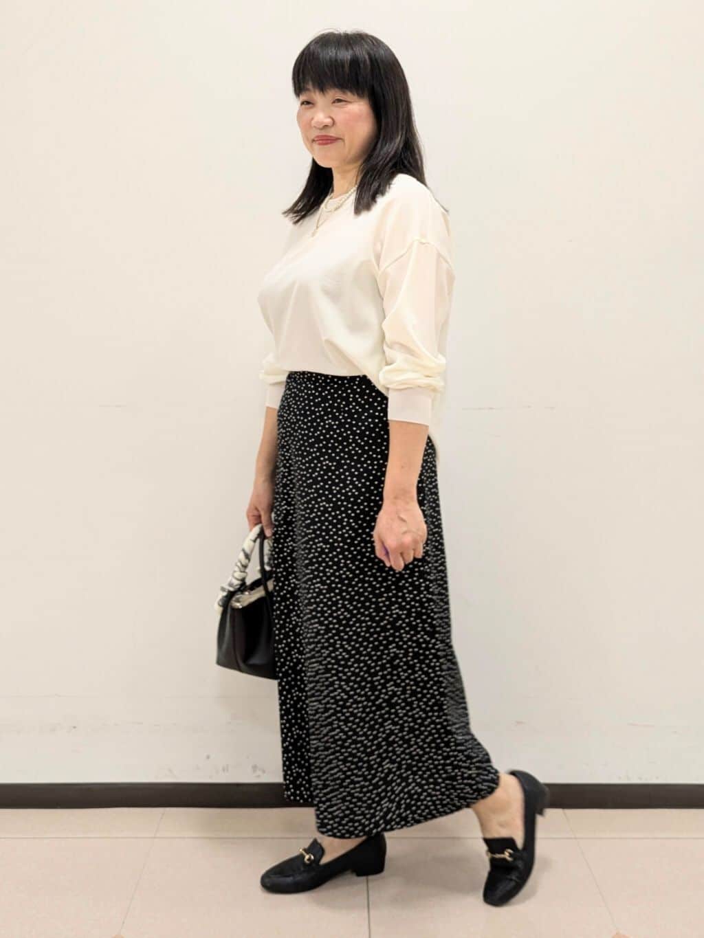 ともさんの「UNTITLED｜【Made In Japan】ガラスパールレイヤードネックレス」を使ったコーディネート