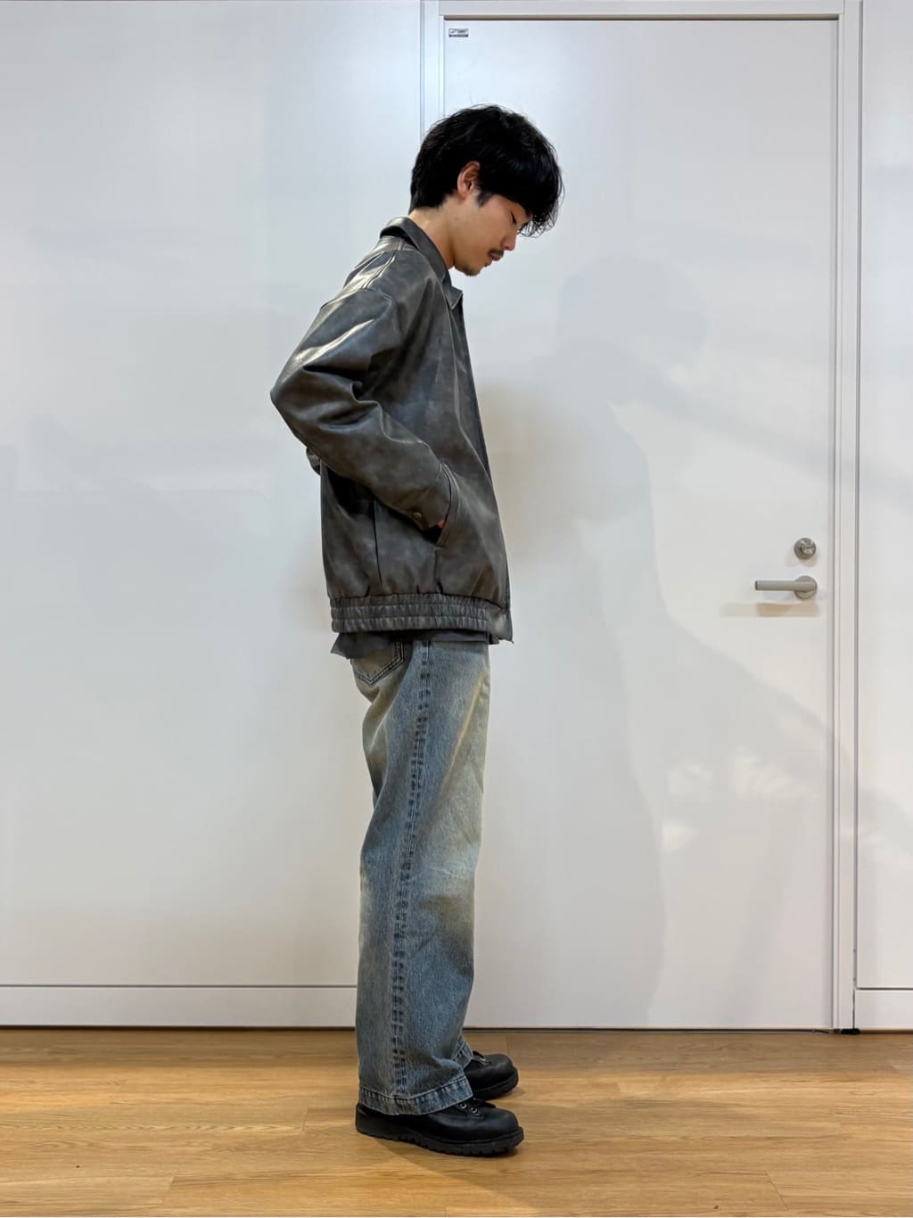 北浦歩大さんの「tk.TAKEO KIKUCHI｜ヴィンテージライクドロップショルダージップブルゾン」を使ったコーディネート